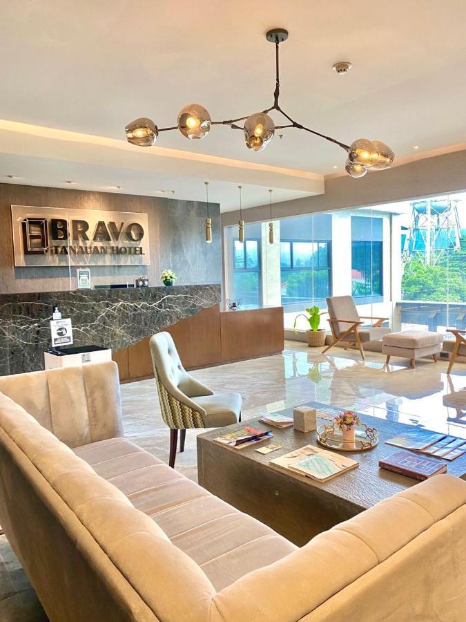 Bravo Tanauan Hotel Exterior foto